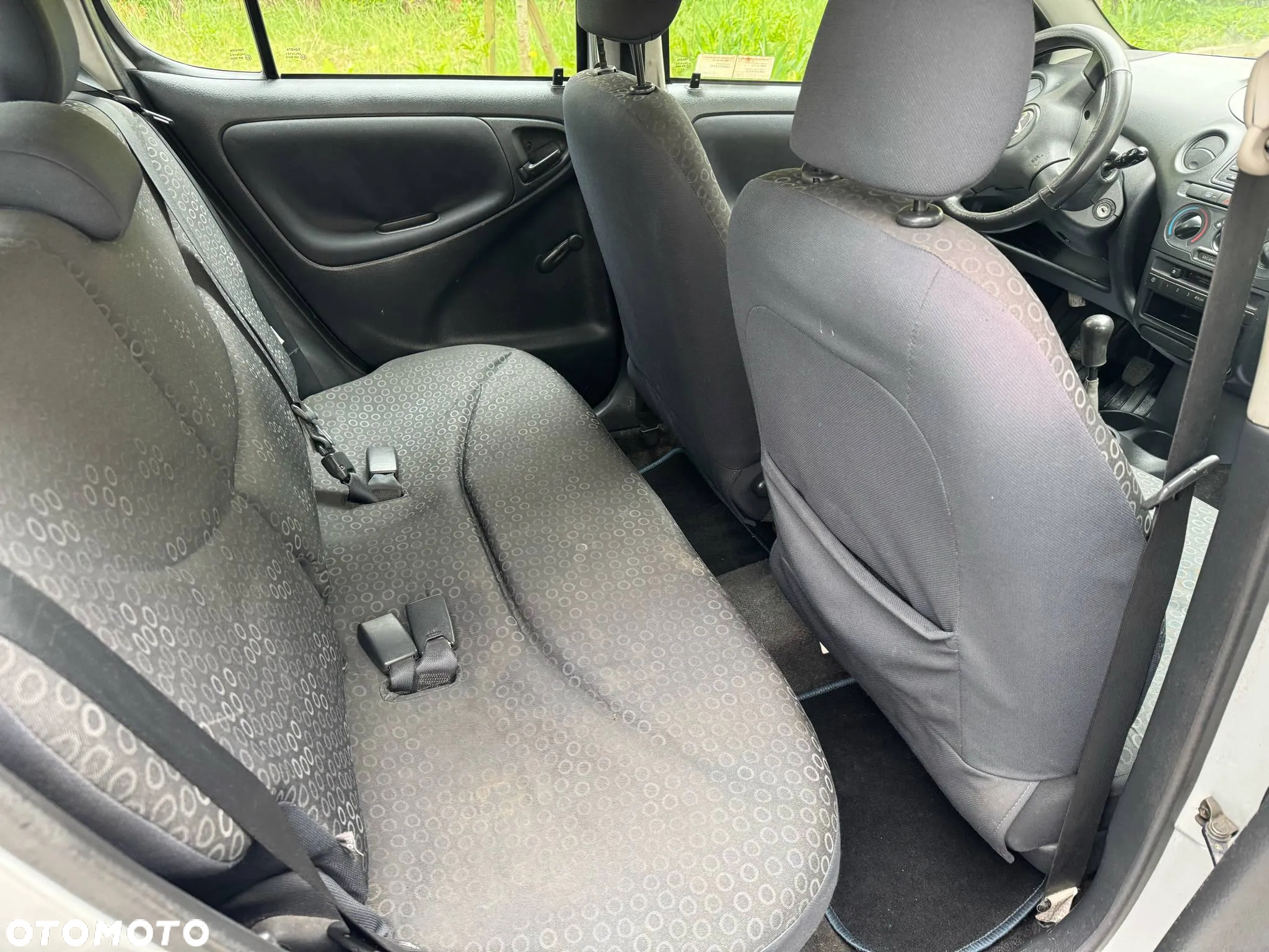 Toyota Yaris 1.0 Unlimited - 8