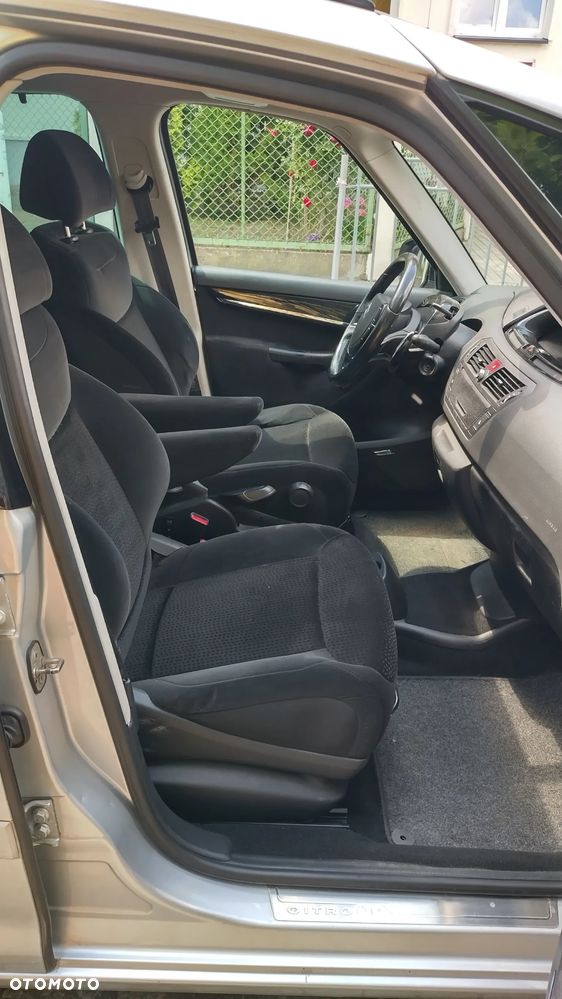 Citroën C4 Picasso 2.0 HDi Equilibre Exclusive Navi MCP - 11