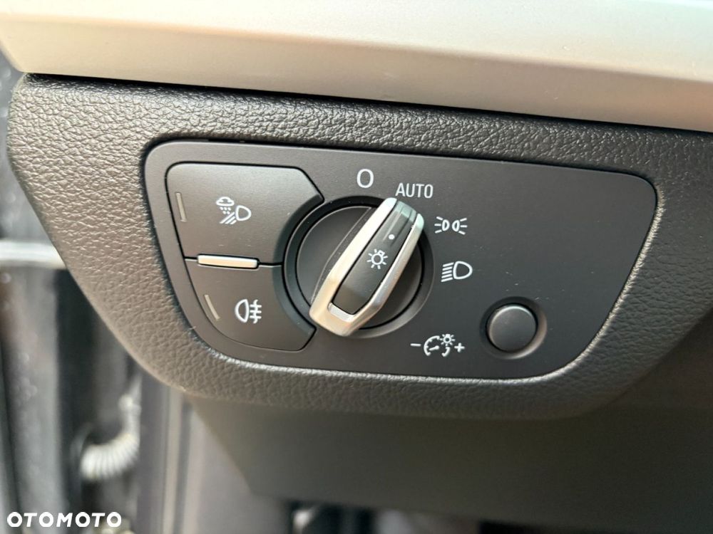 Audi Q5 50 TFSIe quattro S tronic - 27