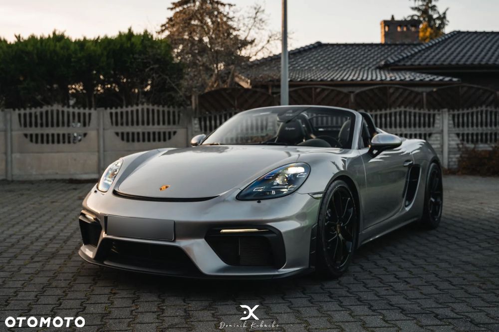 Porsche 718 Spyder - 1