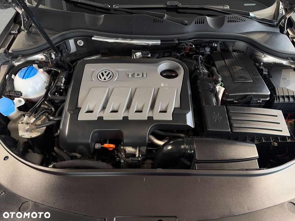 Volkswagen Passat Variant - 23