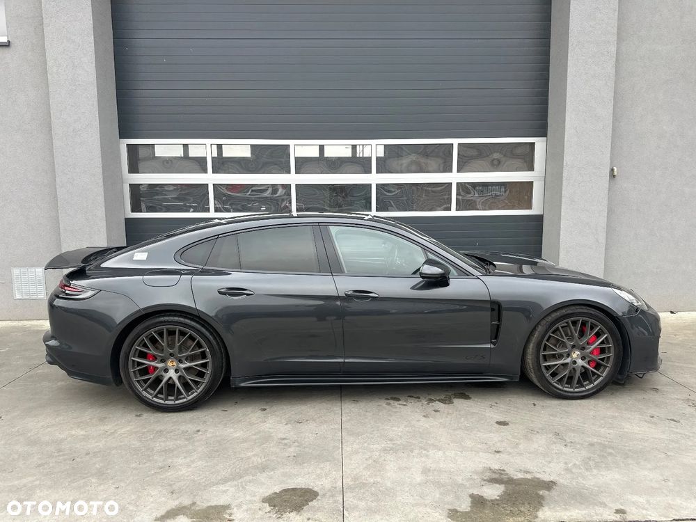 Porsche Panamera GTS - 3