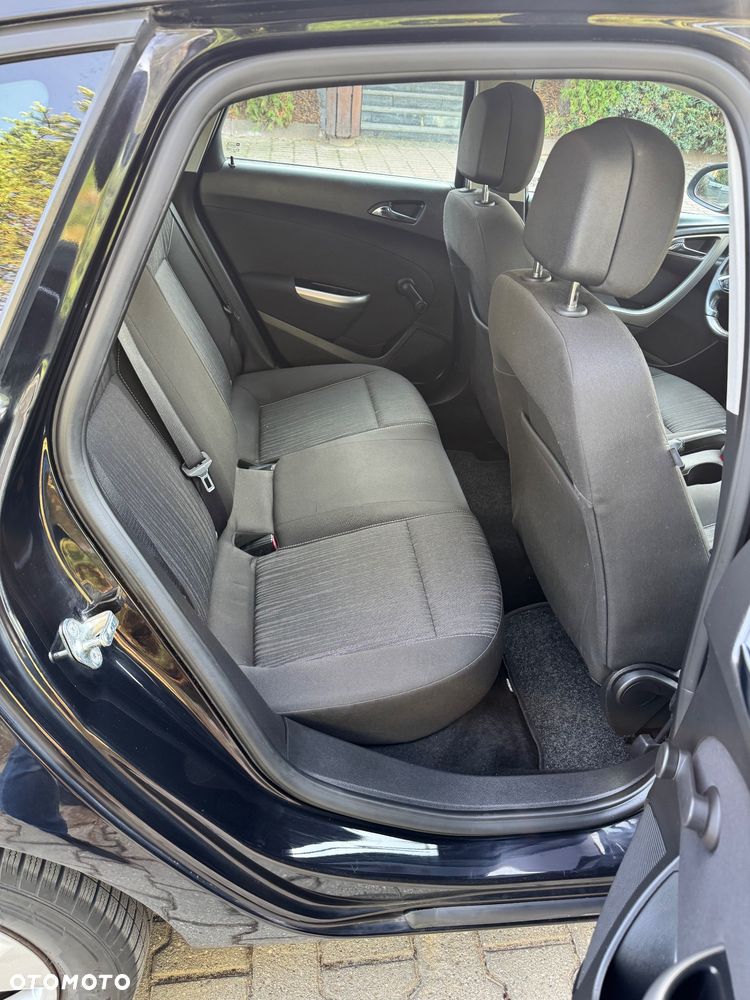 Opel Astra - 16