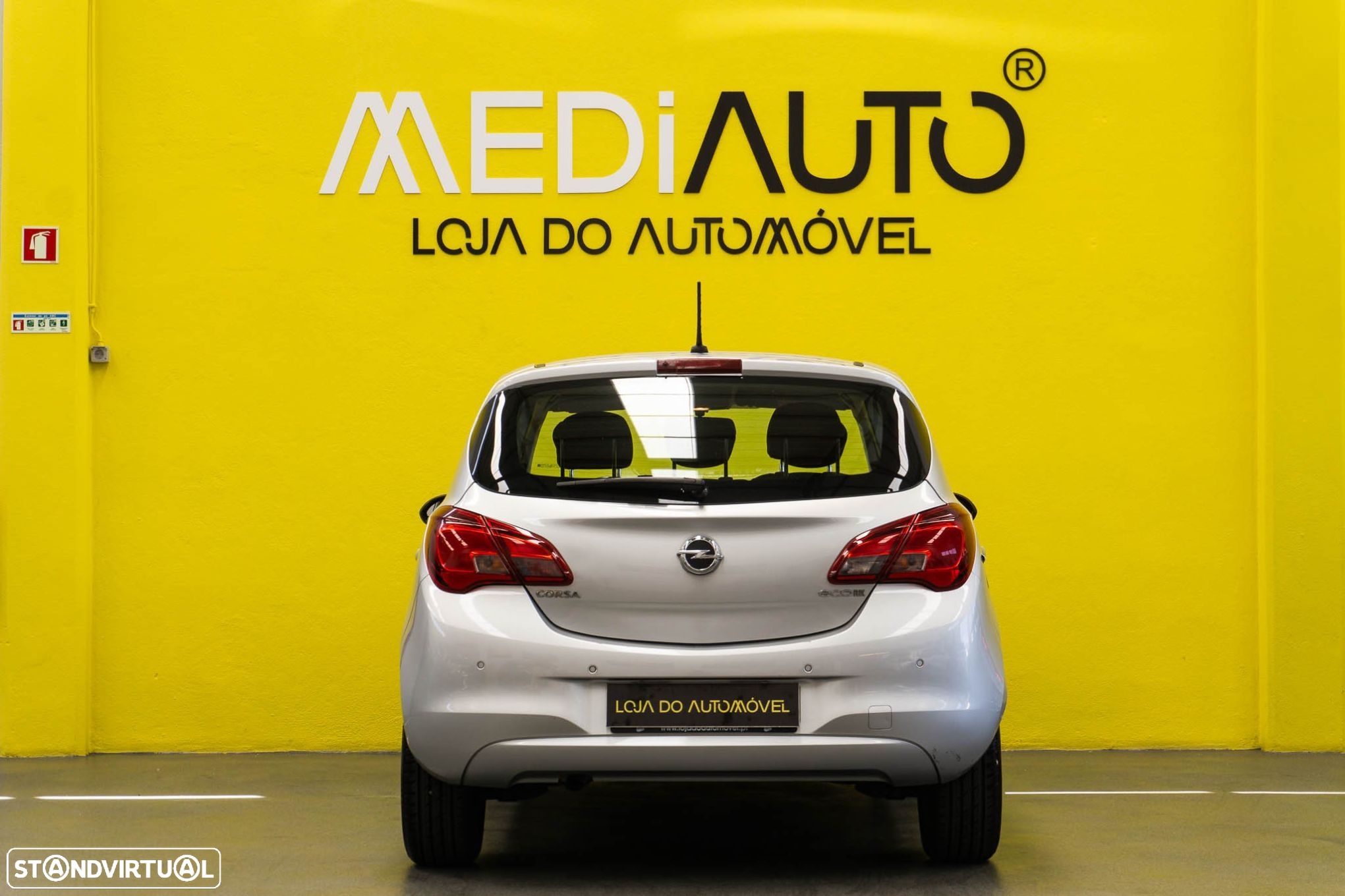 Opel Corsa 1.3 CDTi Cosmo J17 - 10
