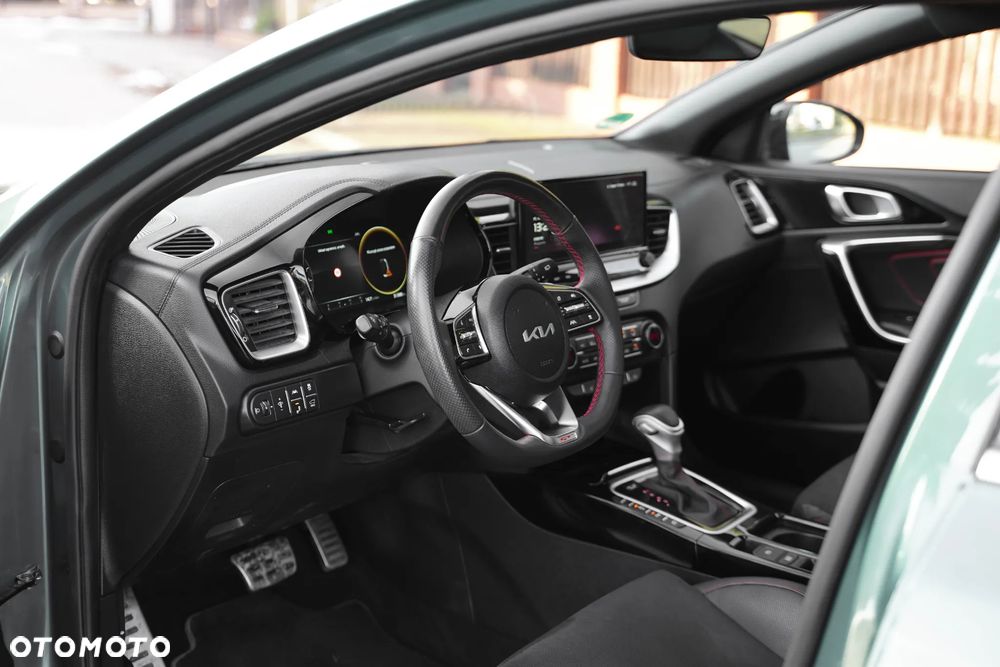 Kia ProCeed 1.6 T-GDI GT DCT - 18