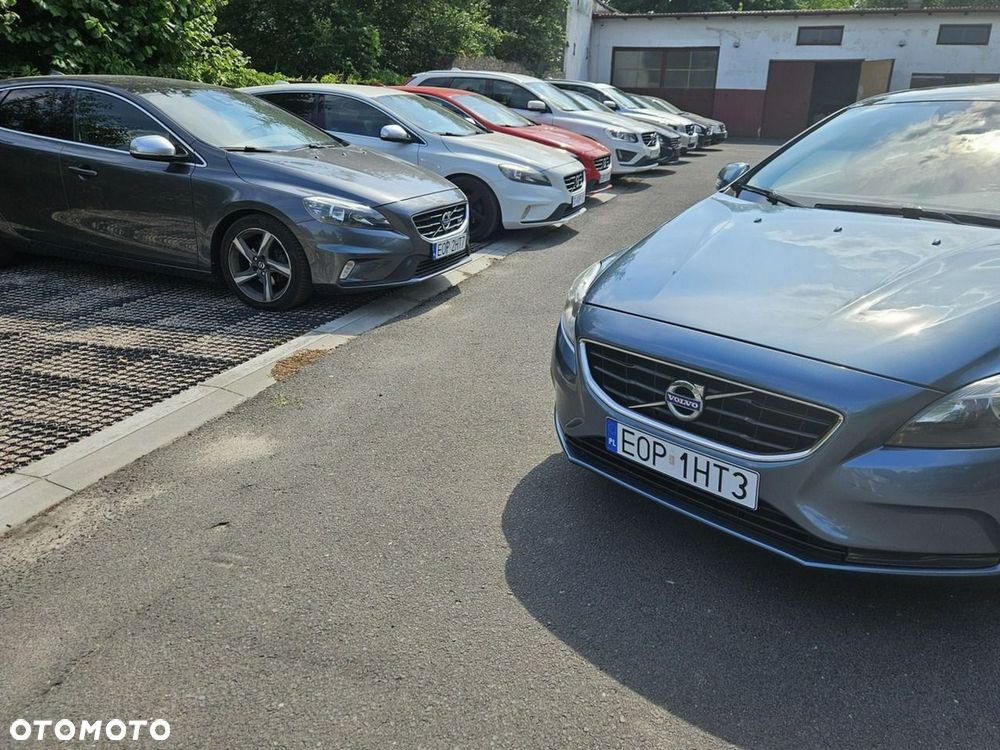 Volvo V40 D2 Momentum - 22