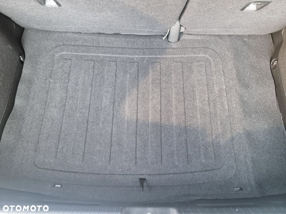 Hyundai i20 1.2 BlueDrive Classic + - 27