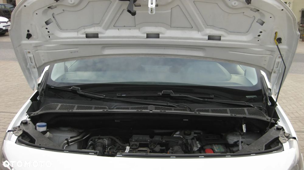 Peugeot PARTNER - 14