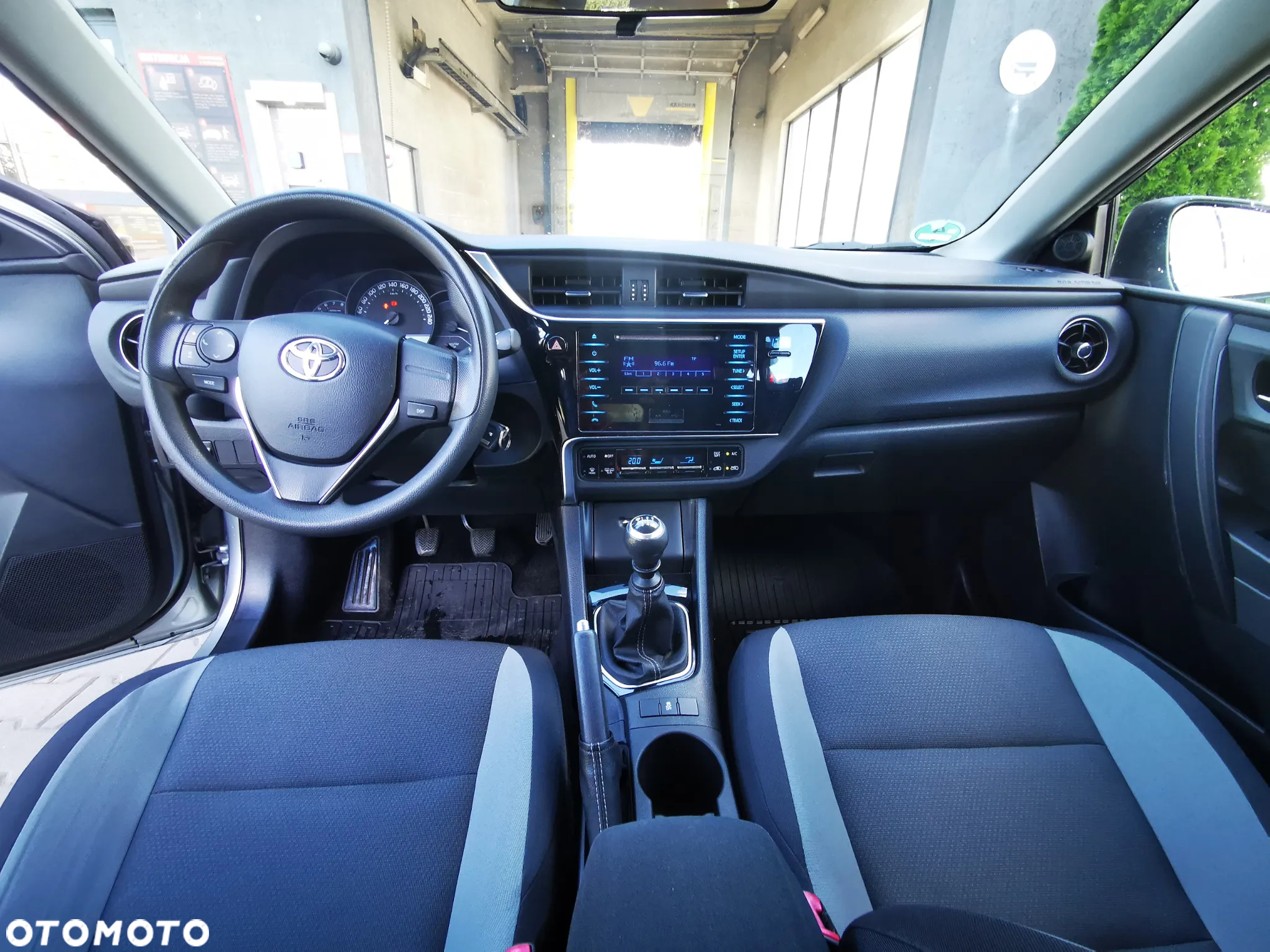 Toyota Auris 1.33 Dual-VVT-i Life - 9