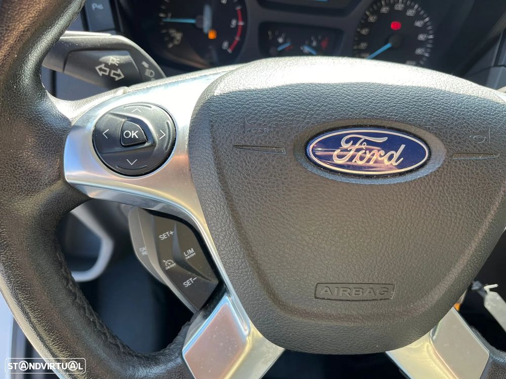 Ford Transit 2.0 Diesel | 3 Lug. | POUCOS KM's - 17