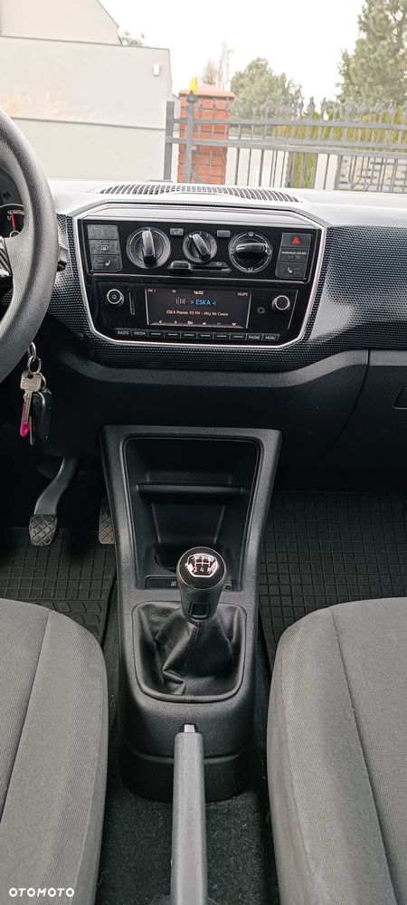 Volkswagen up! move - 7