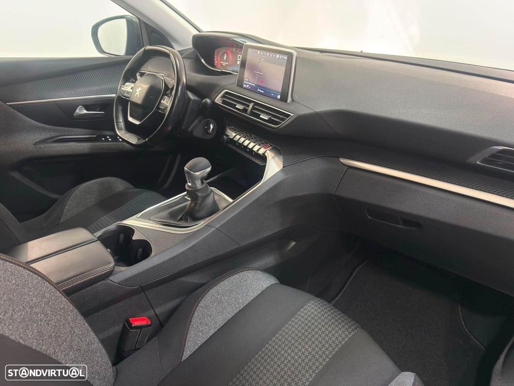 Peugeot 3008 1.5 BlueHDi Active - 11