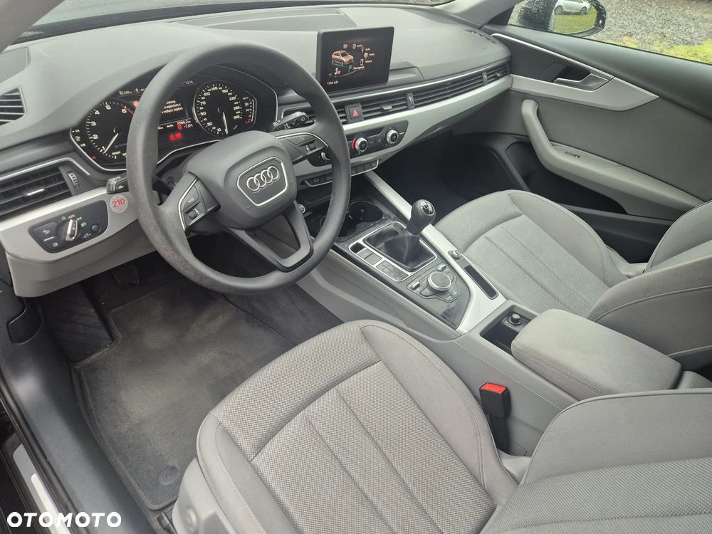 Audi A4 Avant g-tron 2.0 TFSI - 14