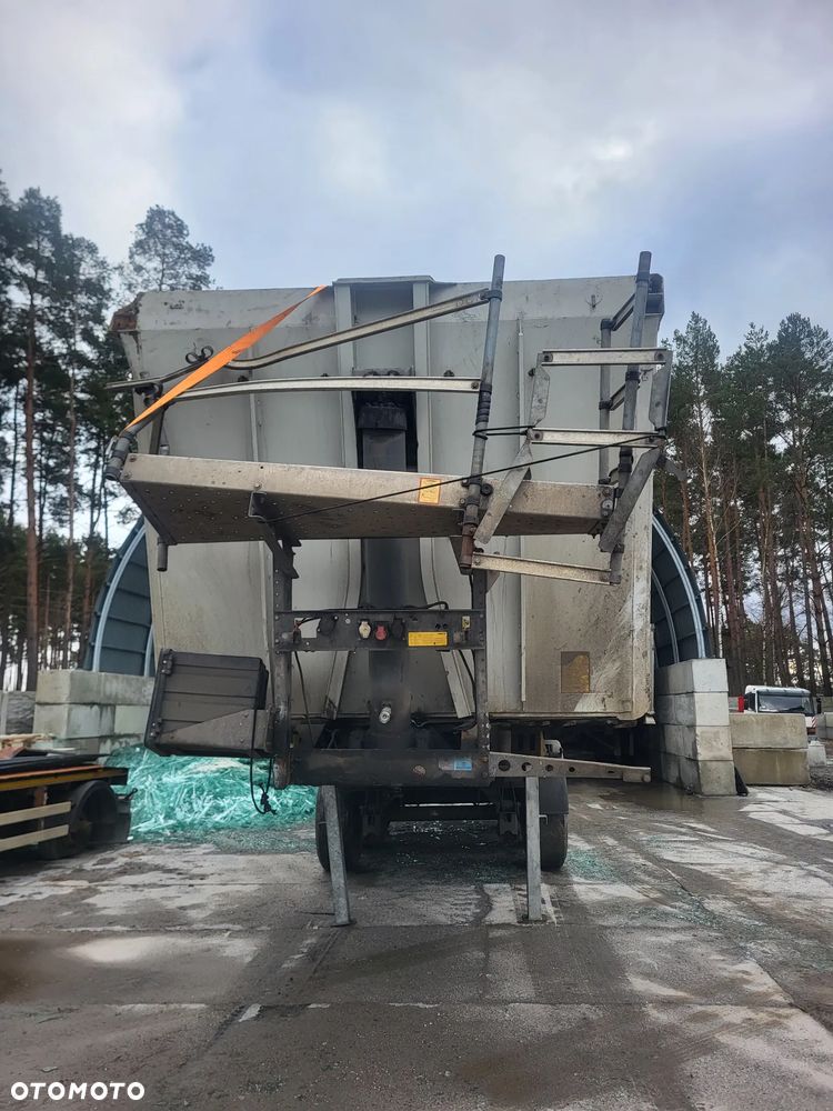 Schmitz Cargobull - 3