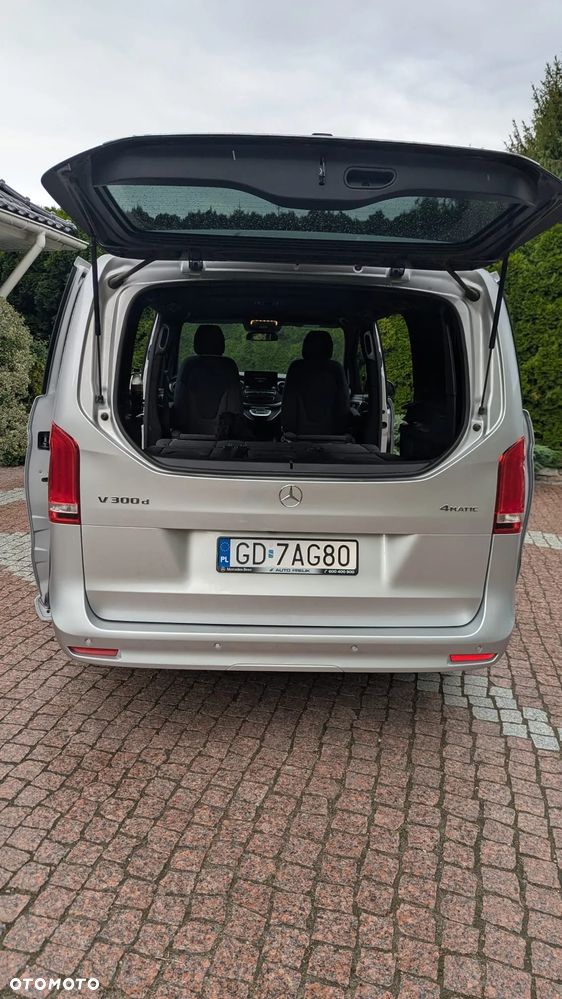 Mercedes-Benz Klasa V 300 d 4-Matic 9G-Tronic - 8