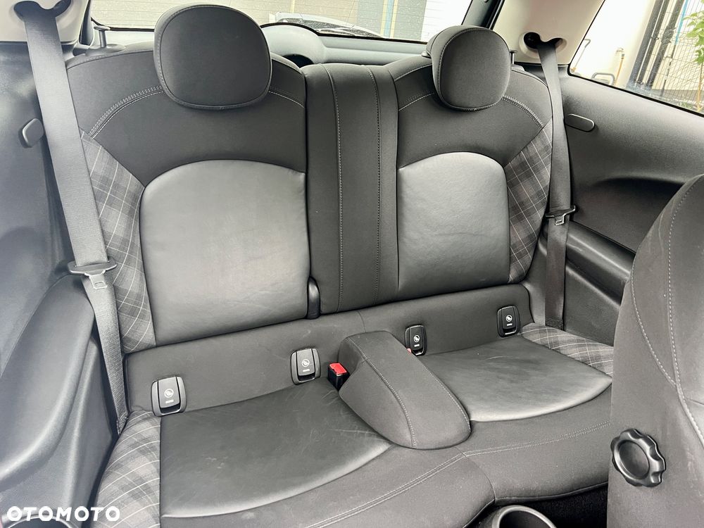 MINI Cooper S Sport-Aut - 8