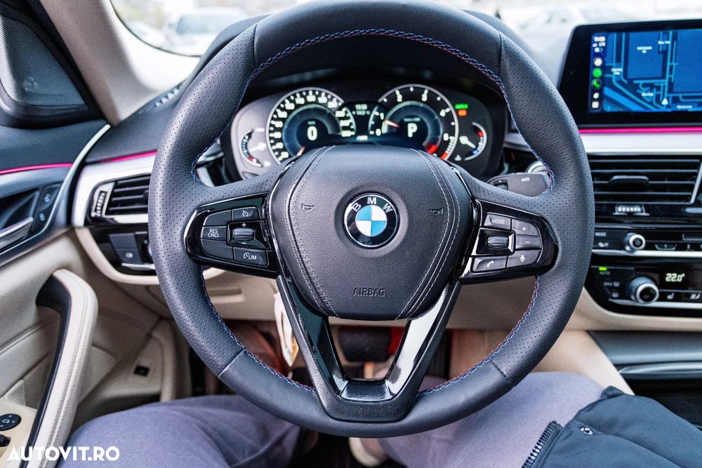 BMW Seria 5 520d Aut. Luxury Line - 16