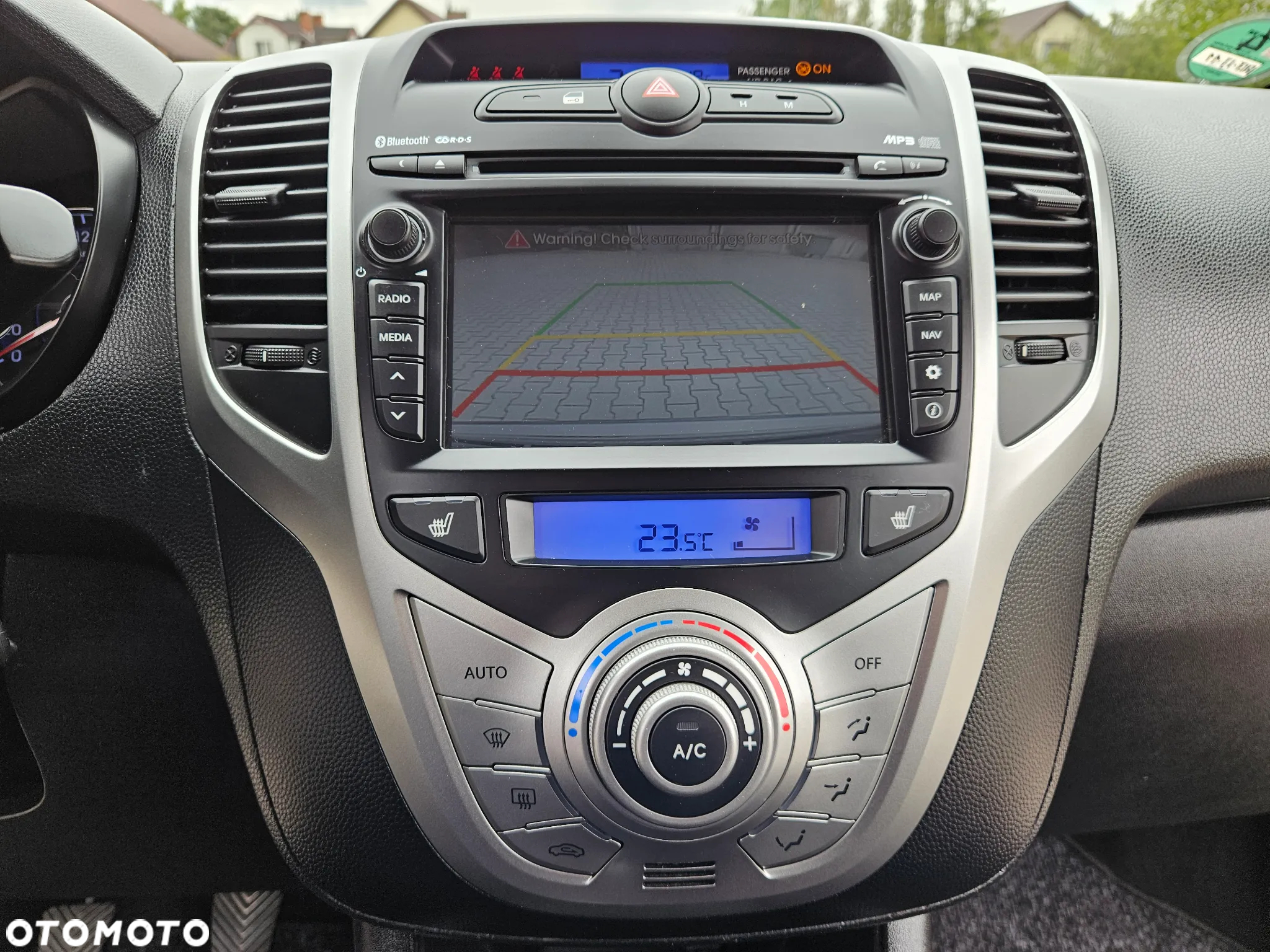 Hyundai ix20 1.4 BlueDrive Comfort - 24