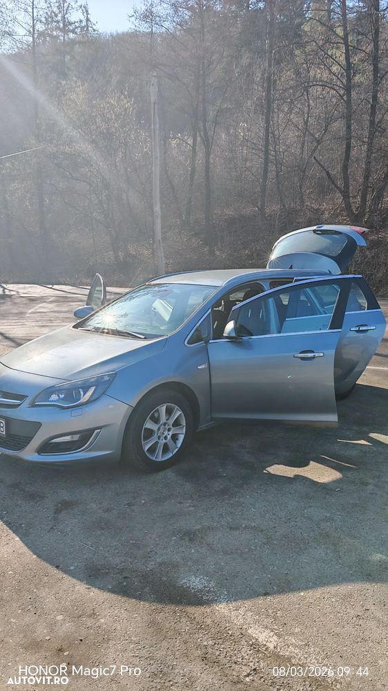 Opel Astra 1.7 CDTI DPF Active - 10