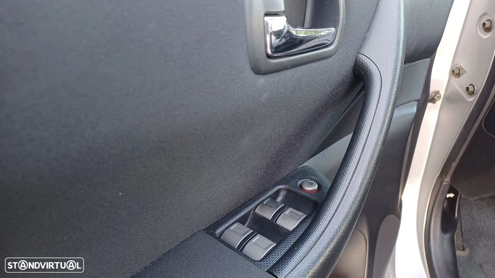 Honda Civic 1.4 LS - 9