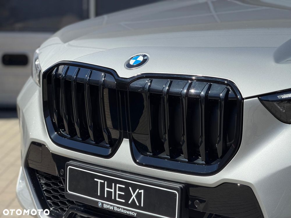 BMW X1 xDrive23i mHEV M Sport - 8