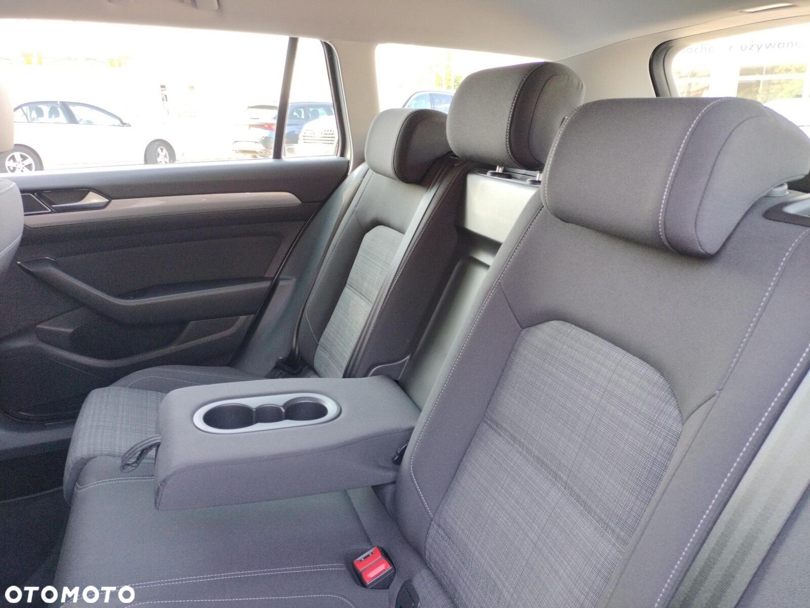 Volkswagen Passat 1.5 TSI EVO Business DSG - 16