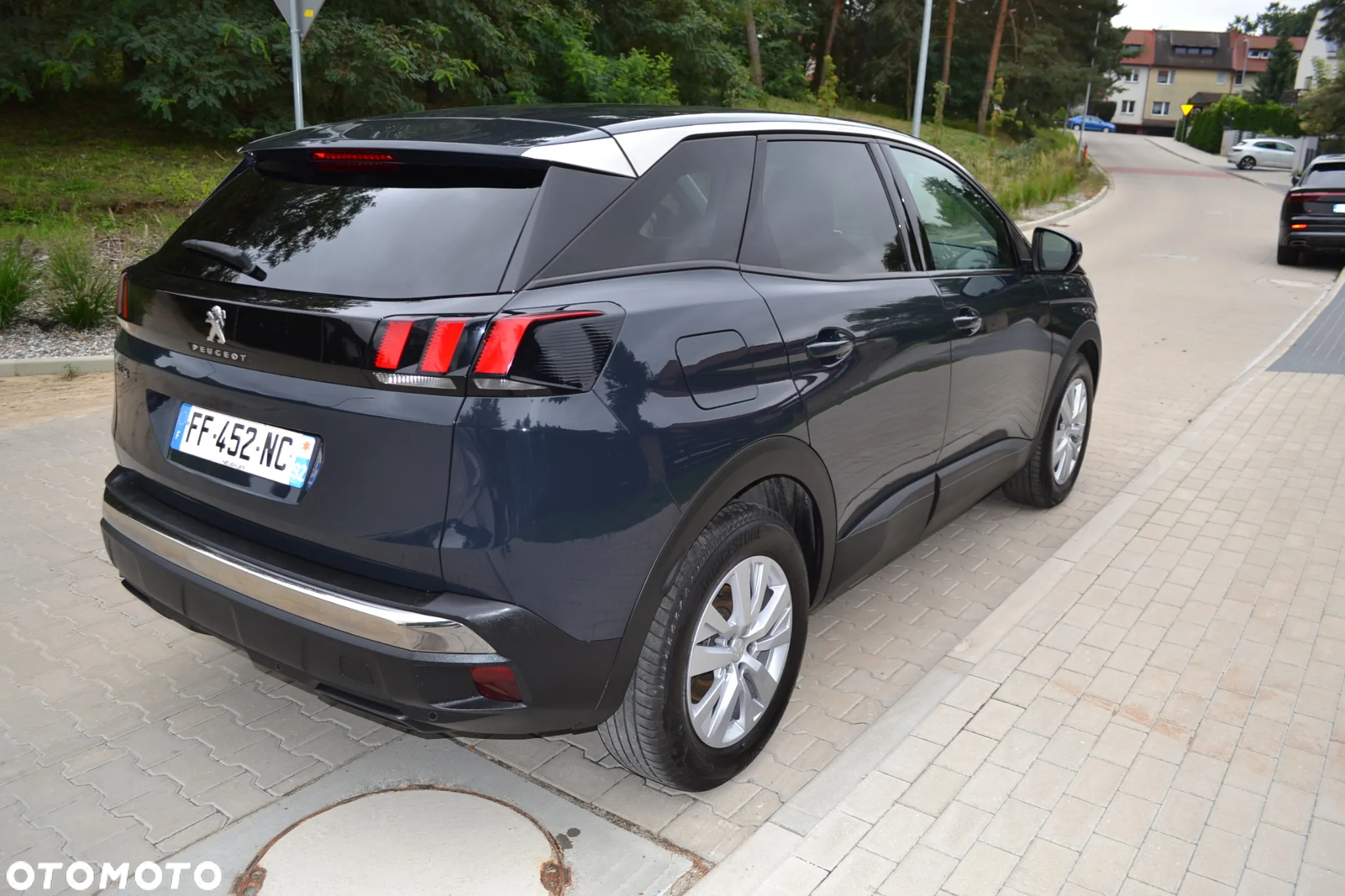 Peugeot 3008 1.2 PureTech GPF Active S&S EAT8 - 4