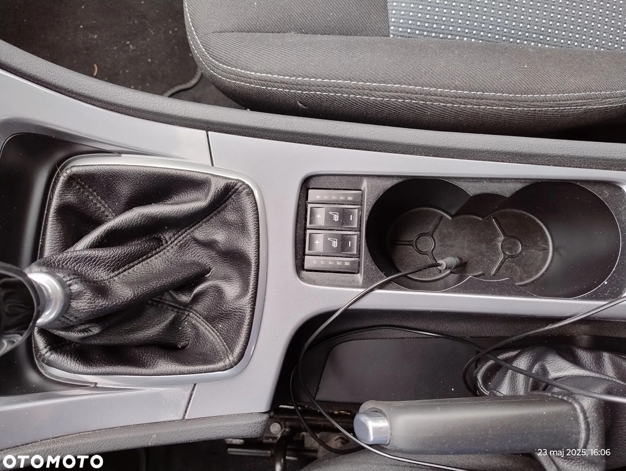 Ford Mondeo - 12