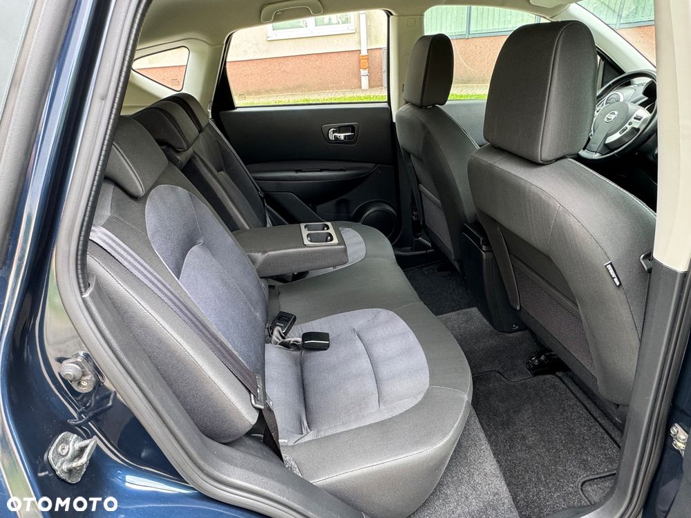 Nissan Qashqai 2.0 dCi DPF tekna - 27