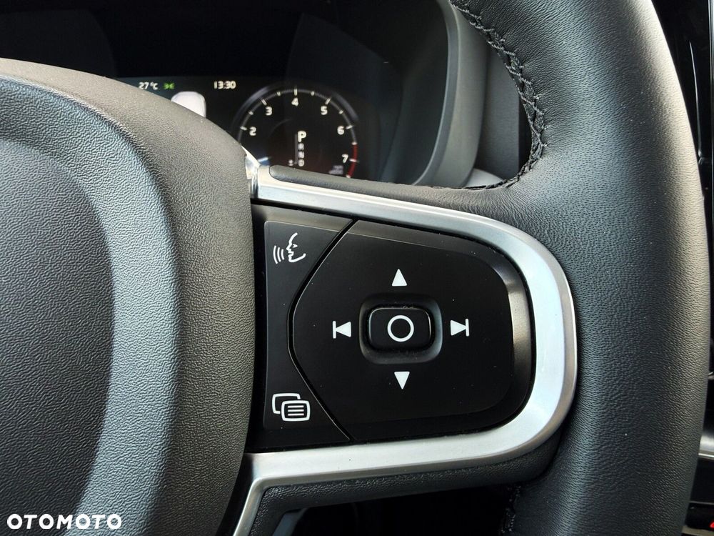Volvo XC 60 T4 Momentum Pro - 20