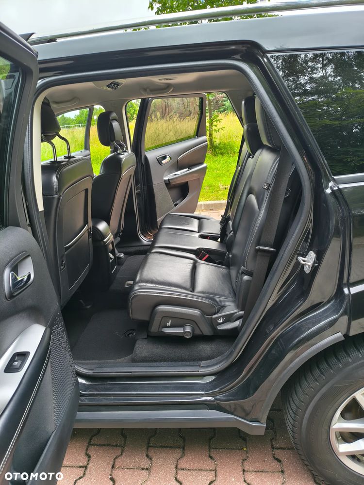 Fiat Freemont 2.0 Multijet 16V DPF Automatik Allrad Lounge - 3