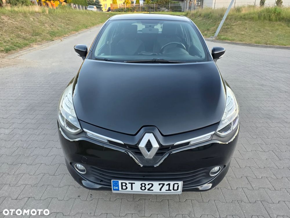 Renault Clio - 10