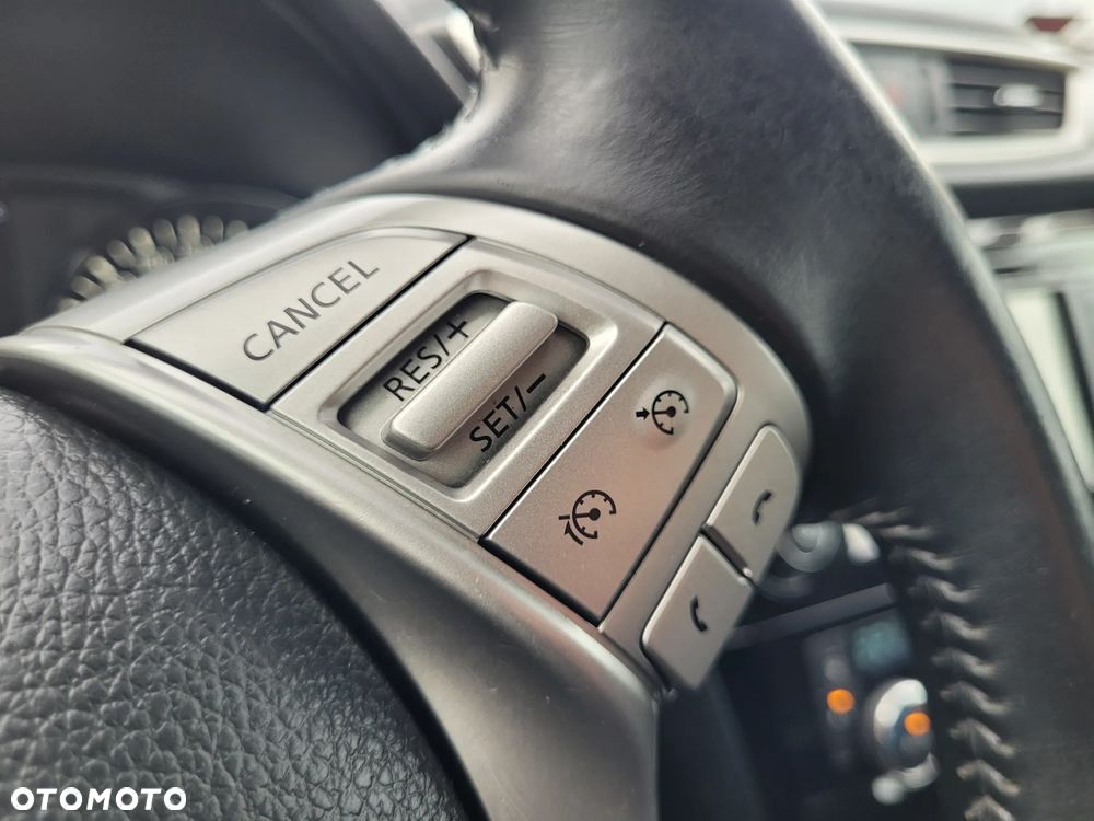 Nissan Qashqai 1.2 DIG-T N-Vision - 29