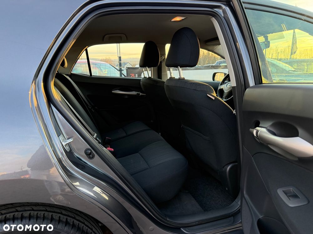 Toyota Auris 1.6 VVT-i Sol - 28