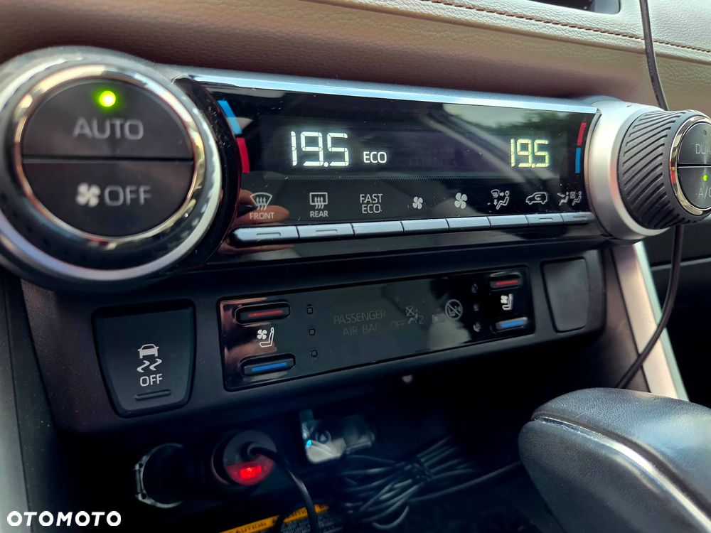 Toyota RAV4 2.5 Hybrid Executive 4x4 - 30