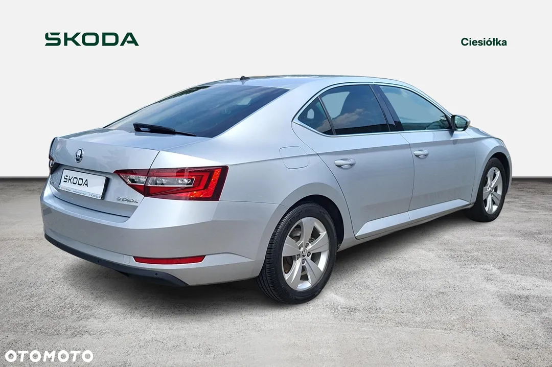 Skoda Superb 2.0 TDI Ambition - 5