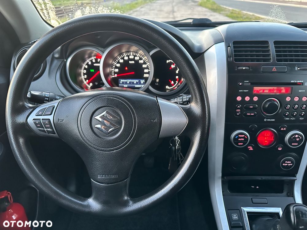 Suzuki Grand Vitara 1.6 Comfort - 8