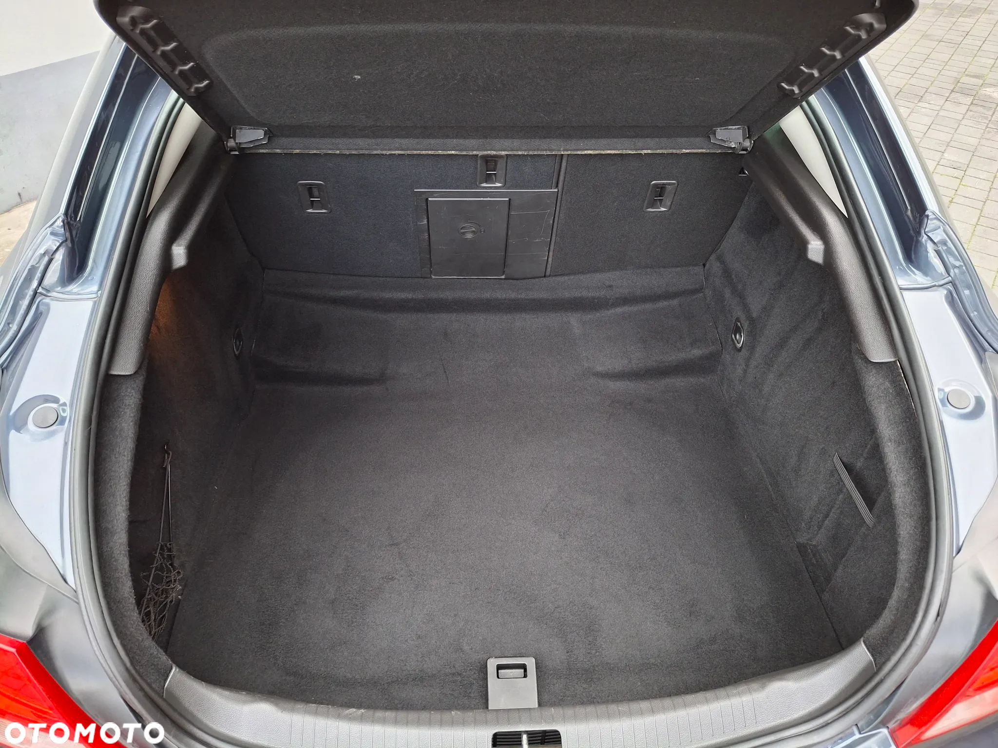Opel Insignia 1.8 Active - 33