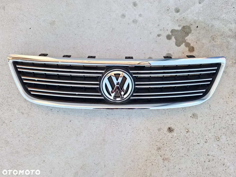 Grill Logo Atrapa Maski Chłodnicy VW Phaeton 3D0853651H 3D7857600 - 1