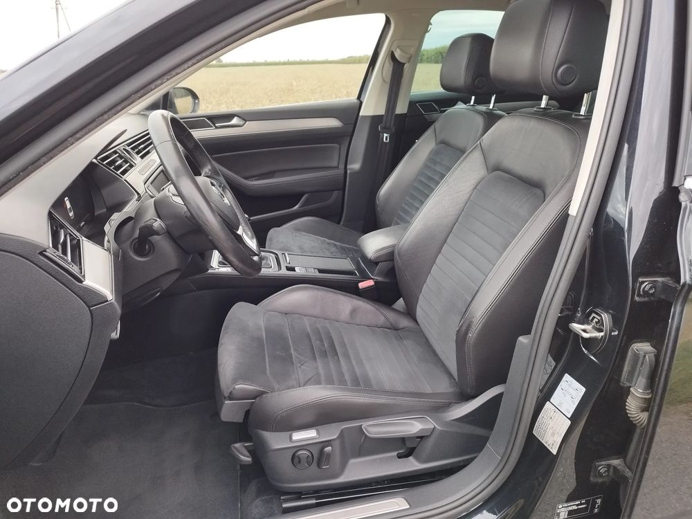 Volkswagen Passat 2.0 TDI (BlueMotion Technology) Highline - 11