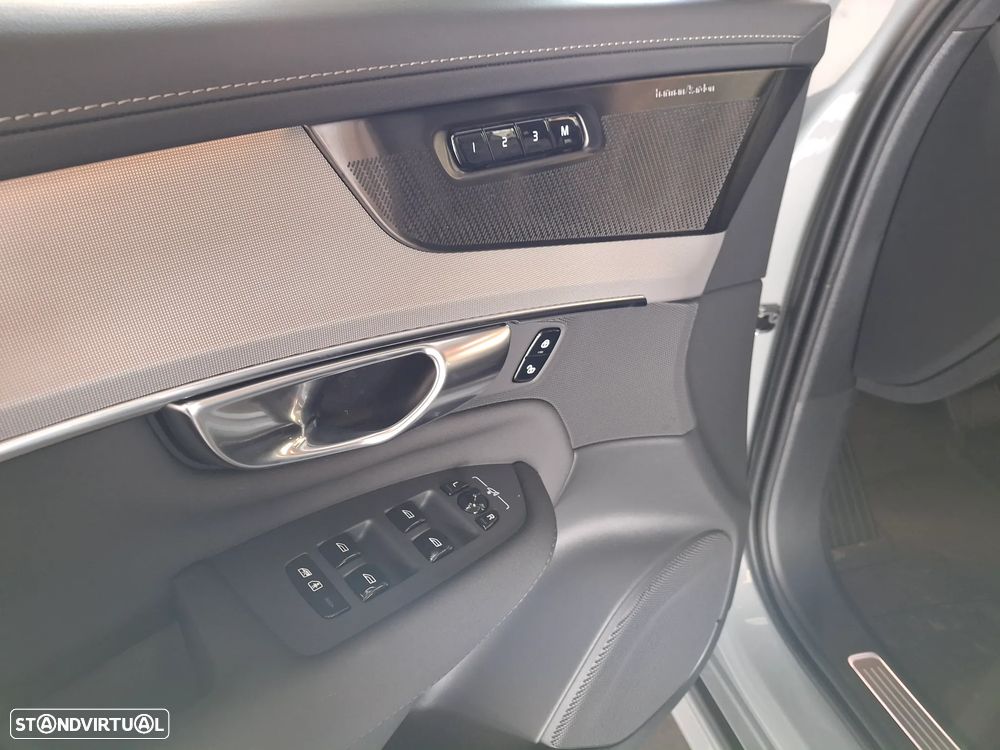 Volvo XC 90 2.0 T8 PHEV Black Edition AWD - 15