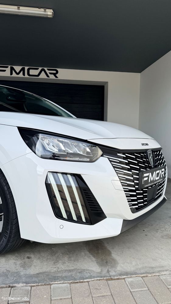 Peugeot 208 1.2 Hybrid Allure e-DCS6 - 20