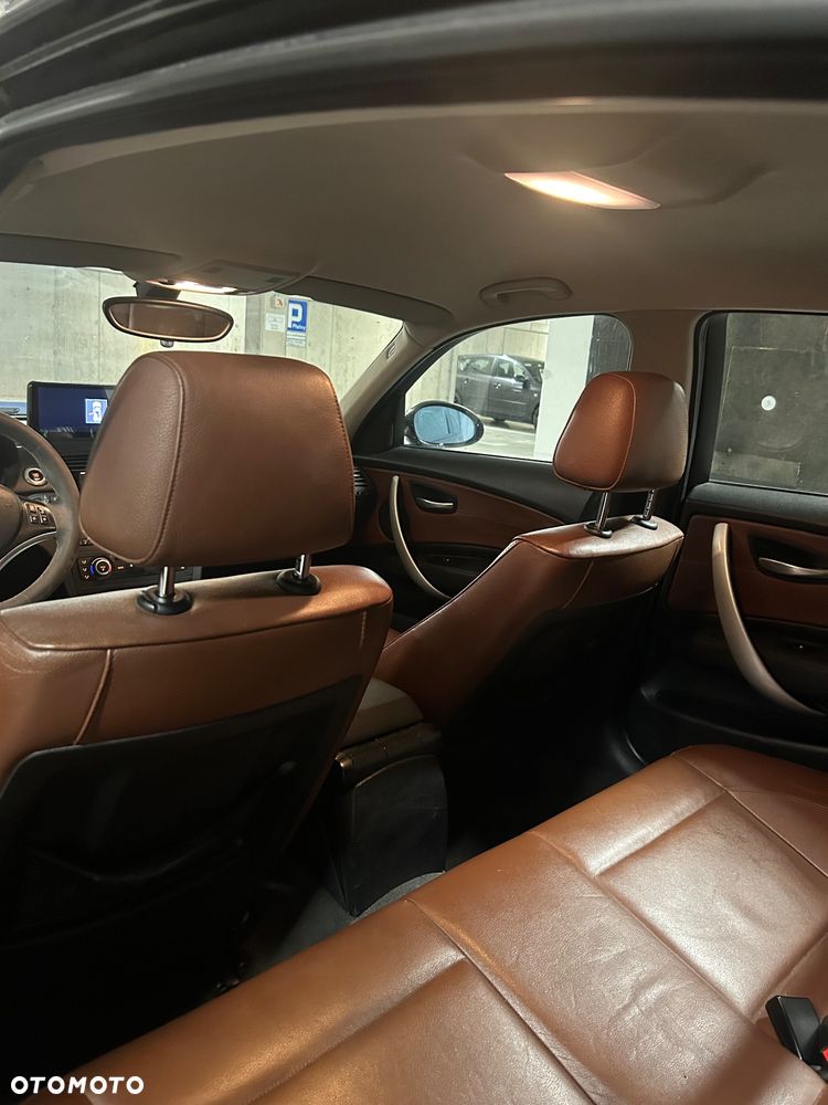 BMW Seria 1 116i - 13