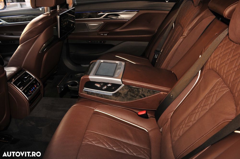 BMW Seria 7 740Ld xDrive - 13