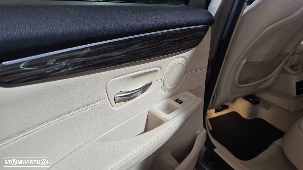 BMW 216 Active Tourer d Line Luxury - 52