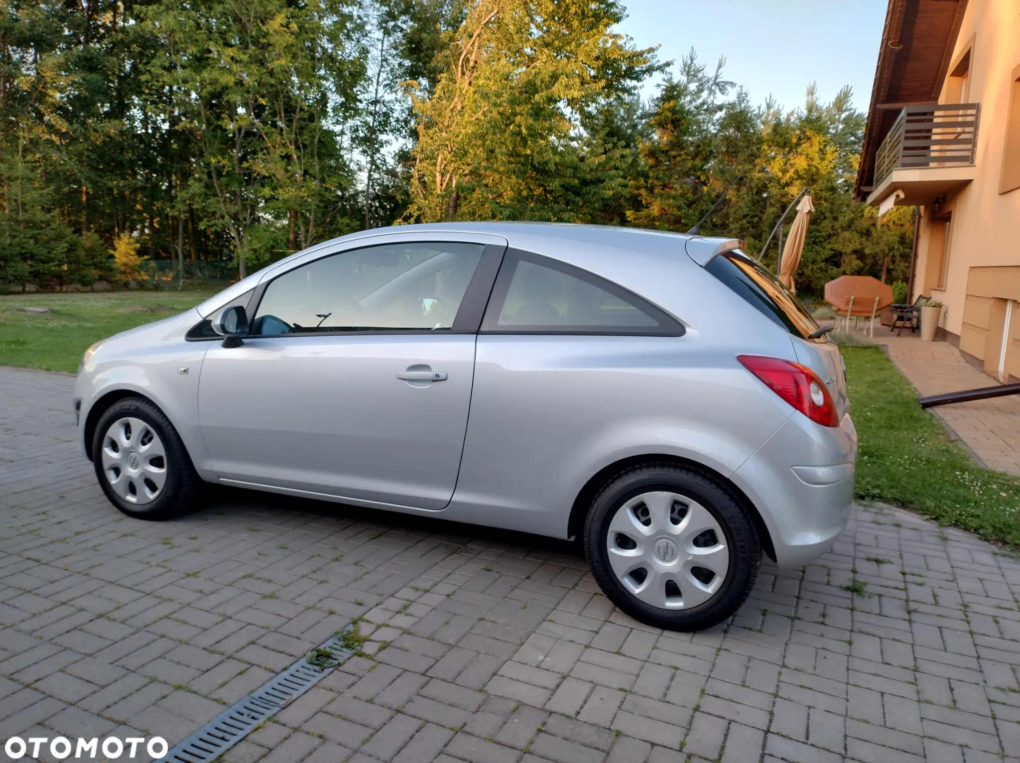 Opel Corsa 1.2 16V Enjoy - 5