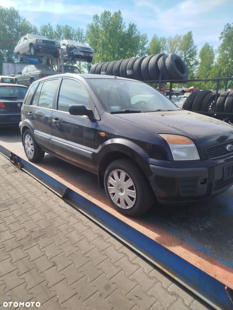 Ford Fusion na części. - 2