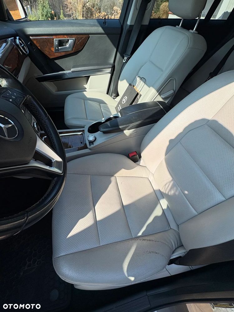 Mercedes-Benz GLK 350 4-Matic - 2