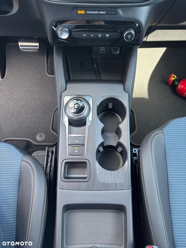 Ford Kuga - 33