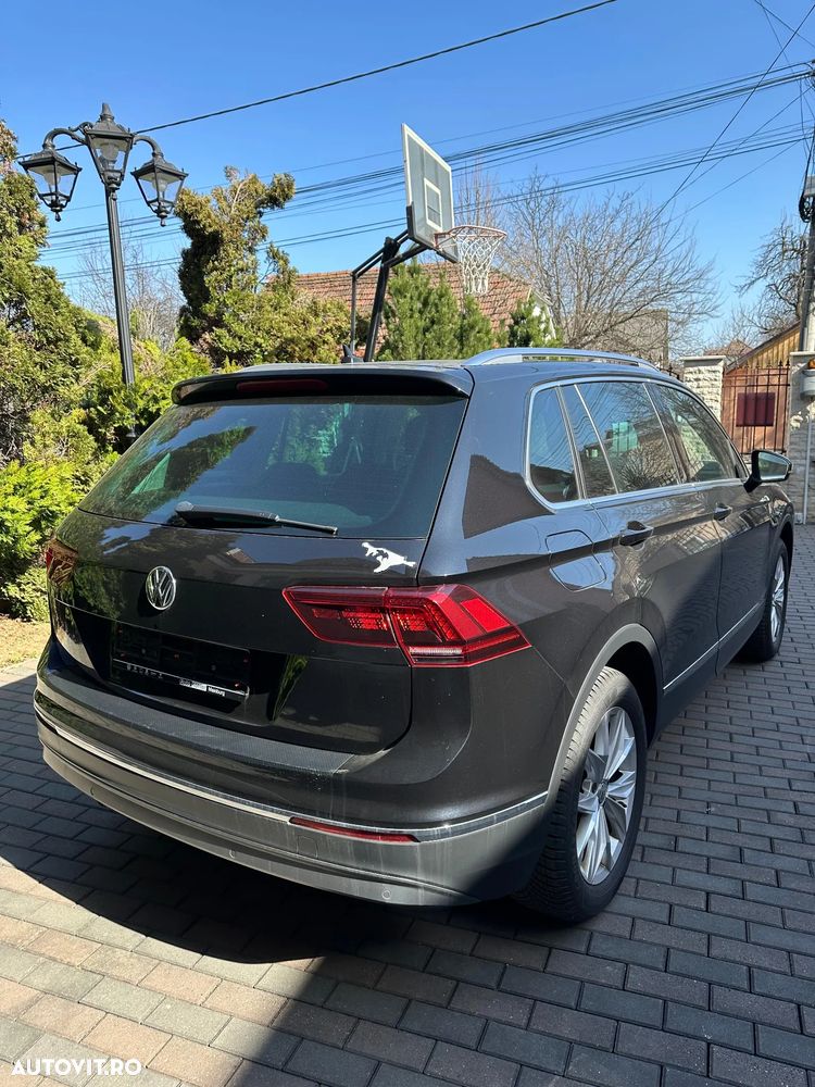 Volkswagen Tiguan 2.0 TDI SCR 4MOTION (BlueMotion Techn.) DSG Highline - 23